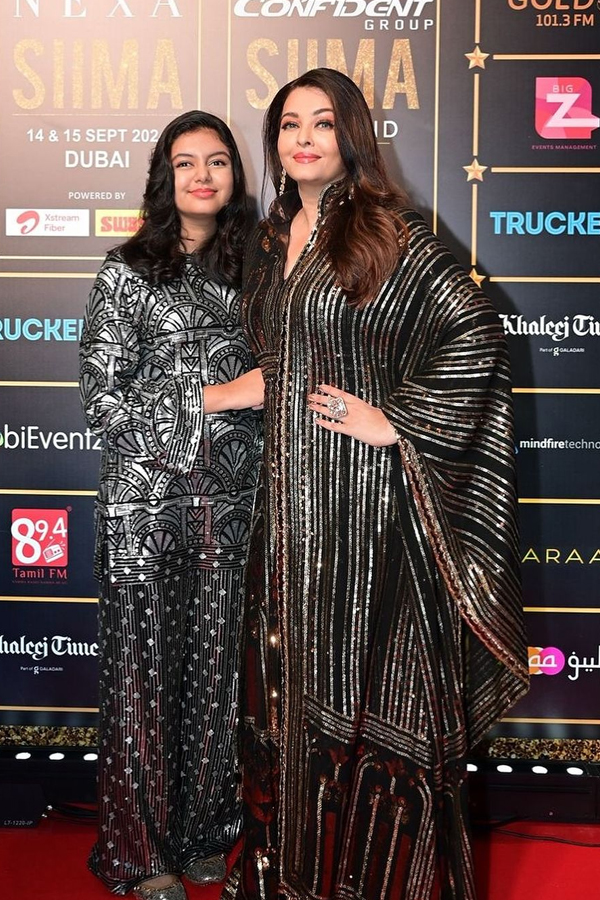 Aishwarya-Rai-Bachchan-8.jpg 9