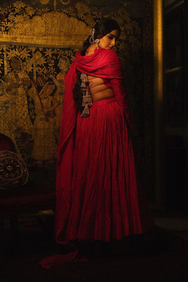 Sonam-Kapoor-4.jpg 5