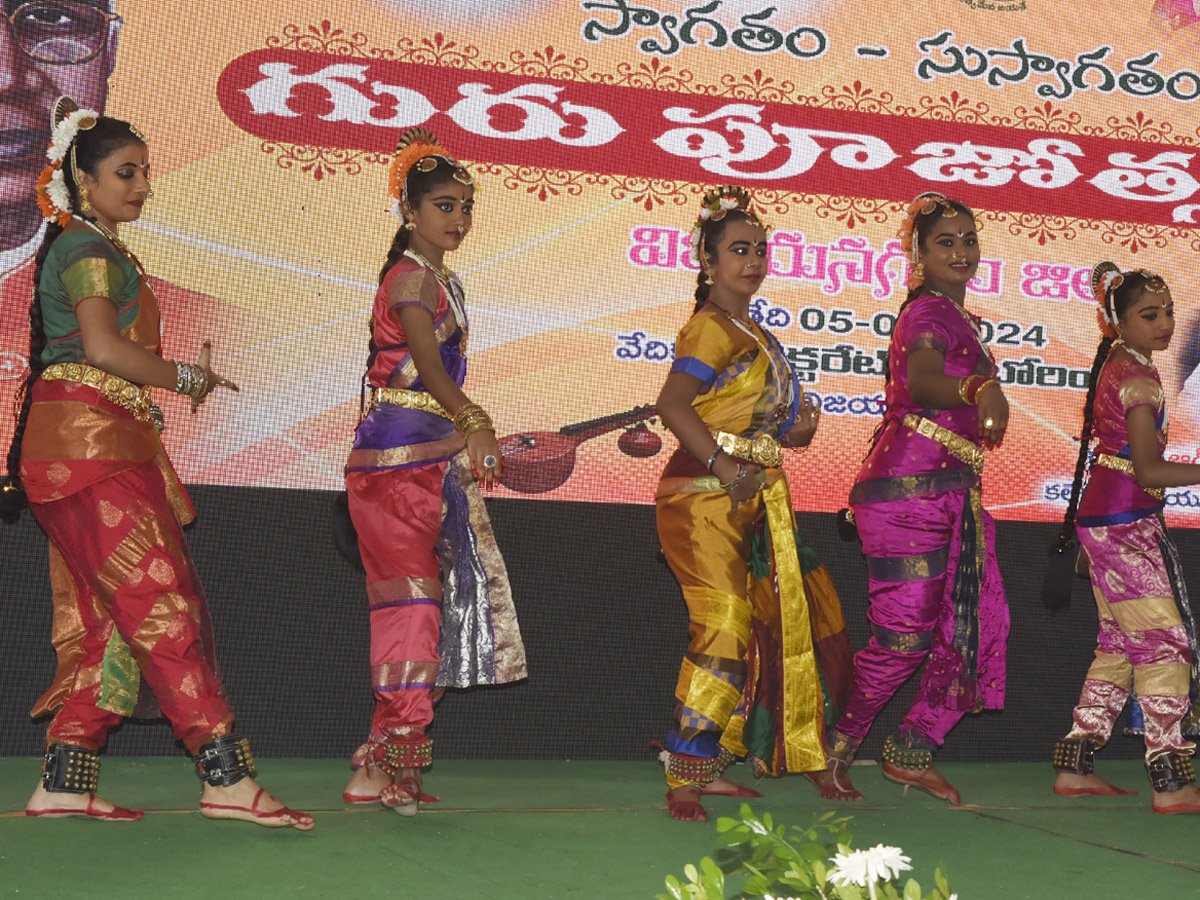 Best_20Photos_20of_20The_20Day_20in_20AP_20and_20Telangana_20Photo_20Gallery_20_2858_29.jpg 58