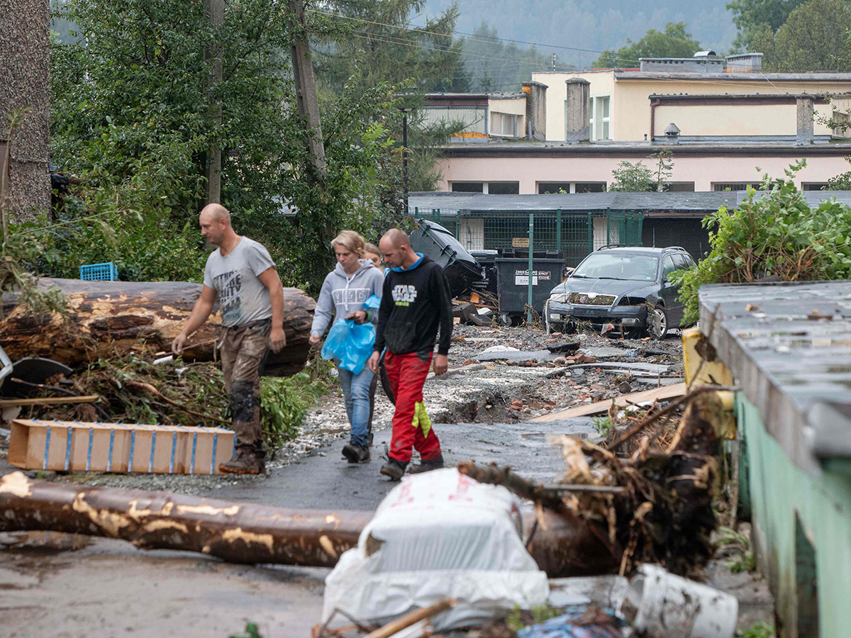 Boris_20Storm_20Triggers_20Floods_20Eastern_20And_20Central_20Europe__20_2826_29.jpg 26