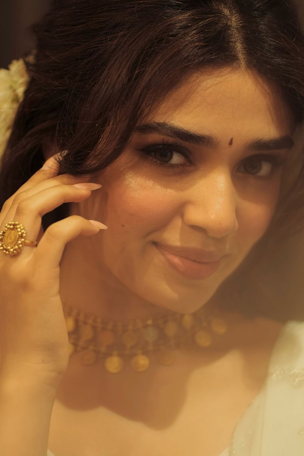 Krithi-Shetty-7.jpg 8