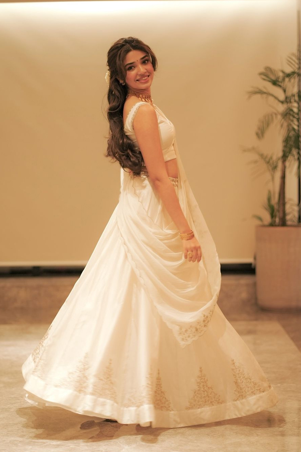 Krithi-Shetty-8.jpg 9