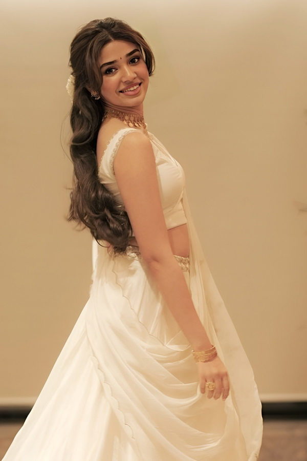 Krithi-Shetty-9.jpg 10