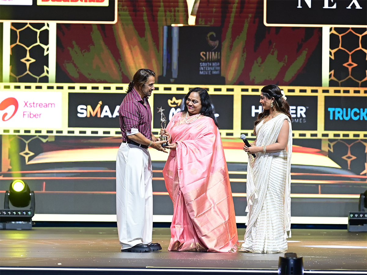 siima_20awards_202024_20at_20dubai_20photos_4.jpg 4