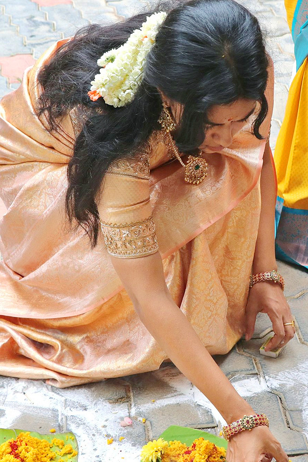Mirnalini_20Ravi_20Housewarming_20Ceremony_20Celebrations_20Photos_20_282_29.jpg 3