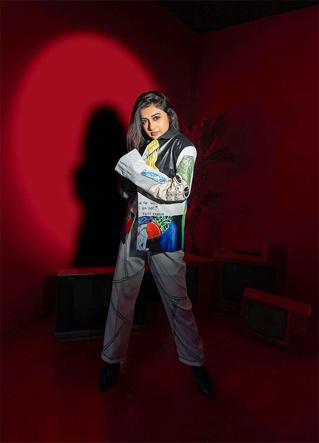 actress_20meera_20jasmine_20new_20look_20photos_11.jpg 11