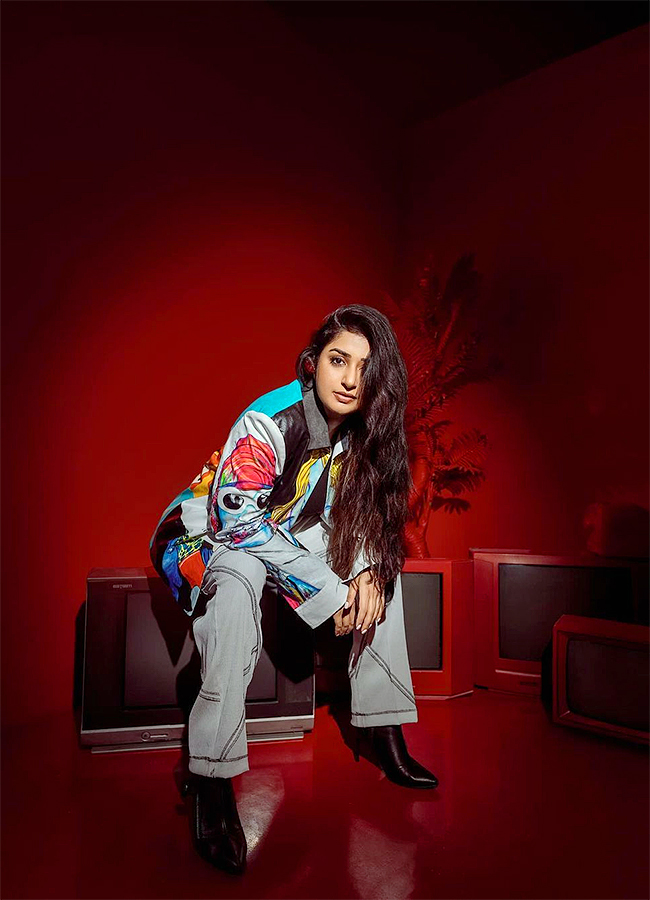 actress_20meera_20jasmine_20new_20look_20photos_7.jpg 7