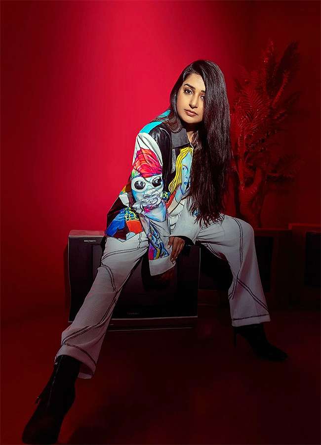 actress_20meera_20jasmine_20new_20look_20photos_8.jpg 8