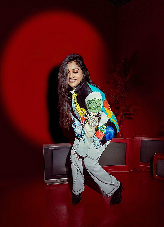 actress_20meera_20jasmine_20new_20look_20photos_9.jpg 9