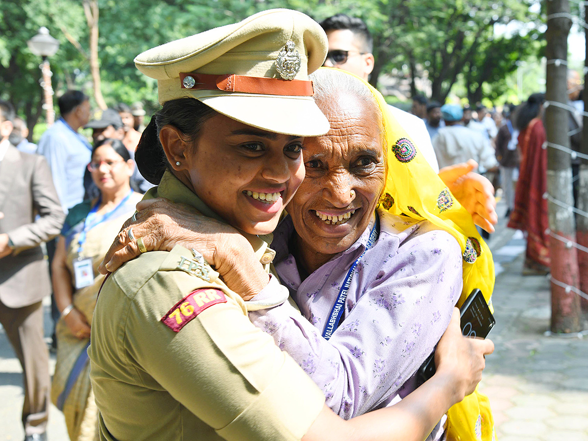 SI_20Passing_20Out_20Parade_20at_20Hyderabad_12.jpg 11