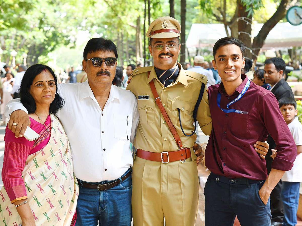 SI_20Passing_20Out_20Parade_20at_20Hyderabad_13.jpg 12