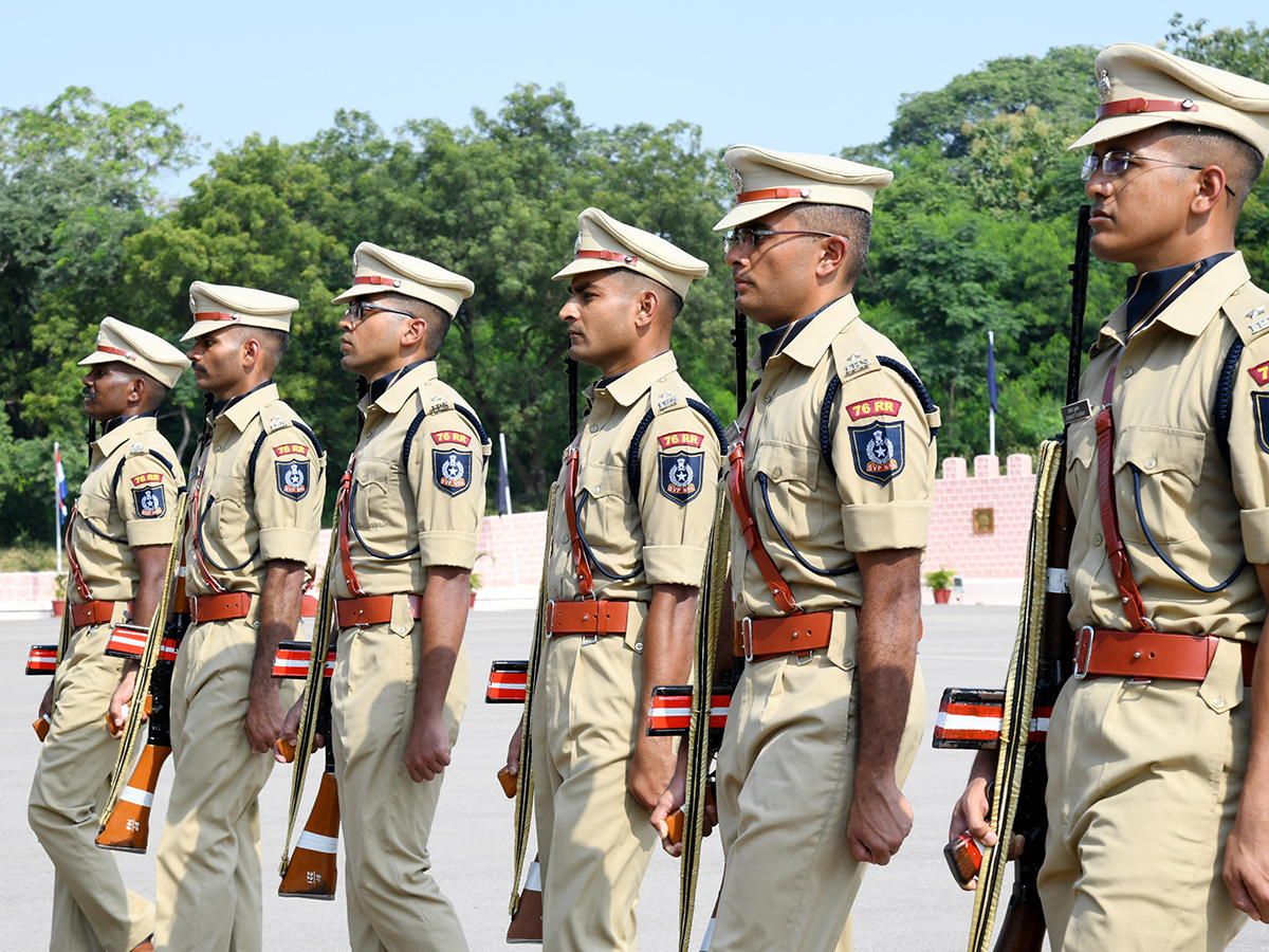 SI_20Passing_20Out_20Parade_20at_20Hyderabad_16.jpg 15