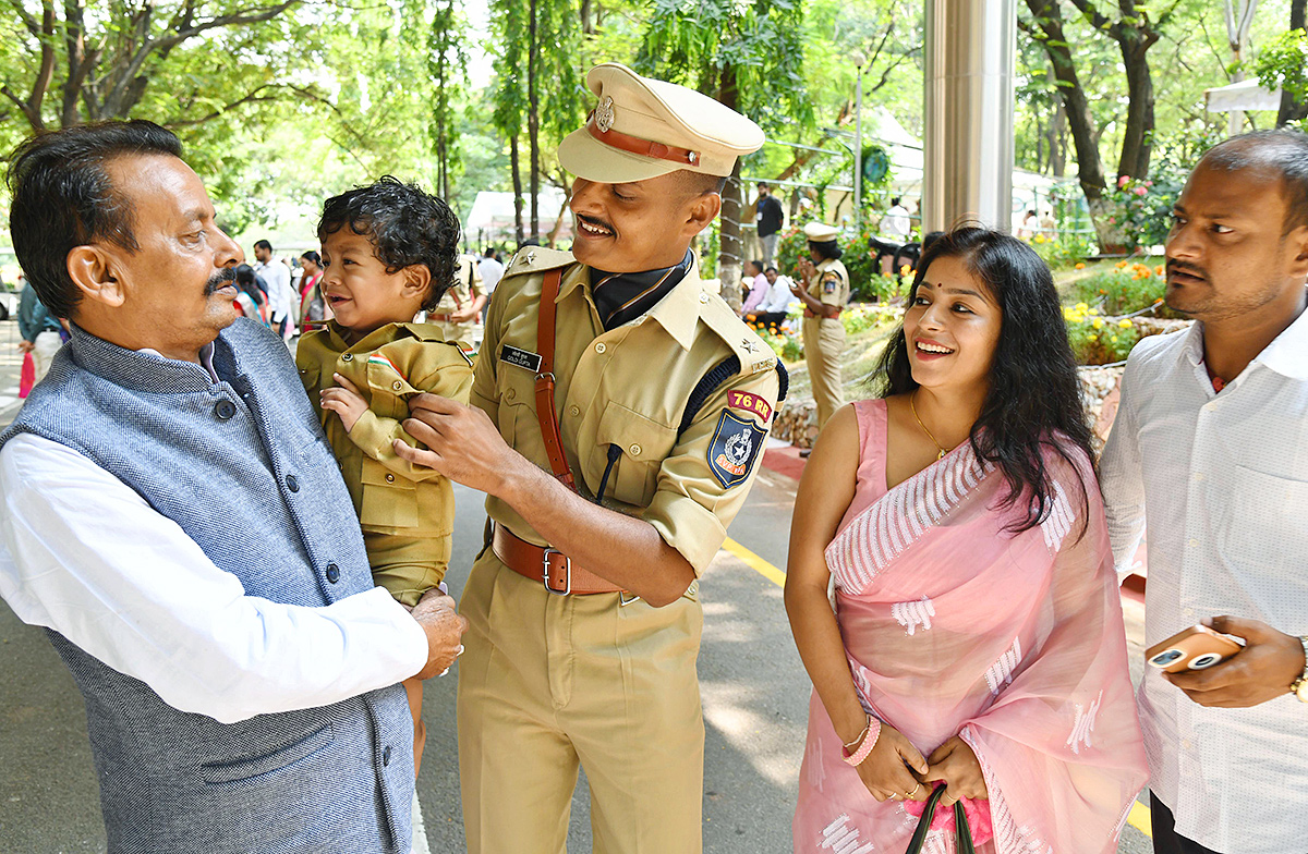 SI_20Passing_20Out_20Parade_20at_20Hyderabad_3.jpg 3