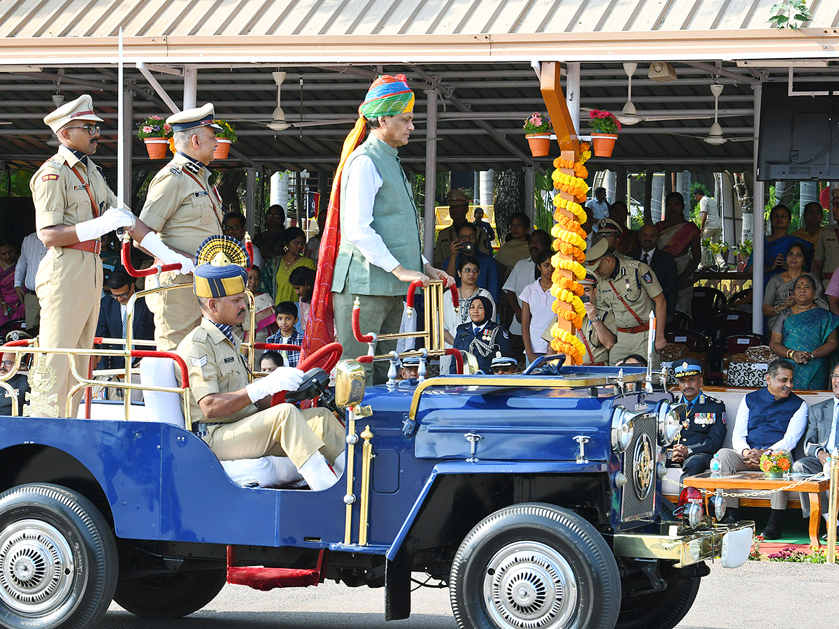 SI_20Passing_20Out_20Parade_20at_20Hyderabad_9.jpg 8