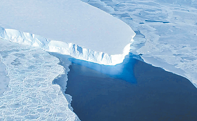 THWAITES-GLACIER-IN-ANTARCI.jpg