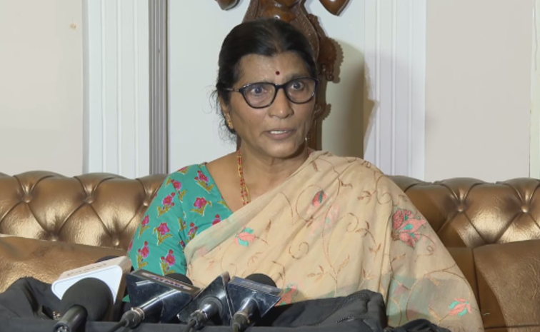 Lakshmi-Parvathi.jpg