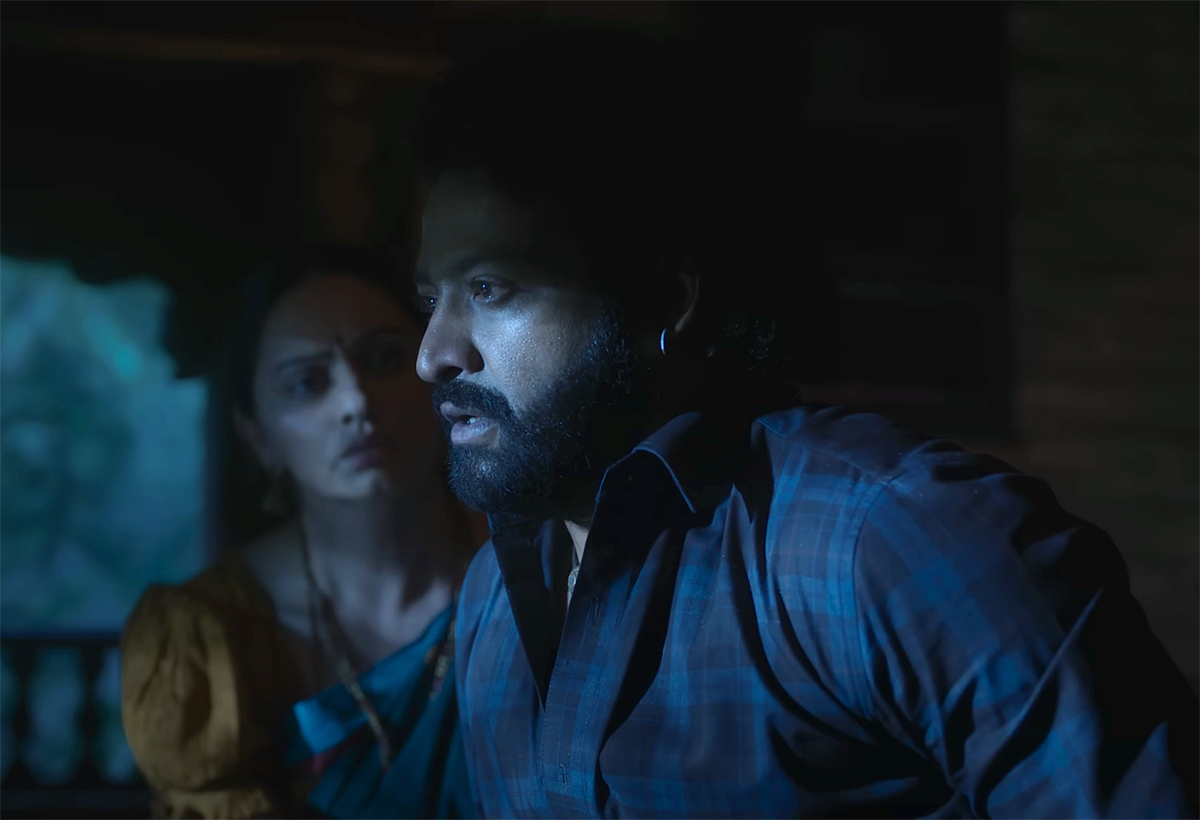 Jr_20NTR_20Devara_20Movie_20HD_20Stills_20Photos_31.jpg 29