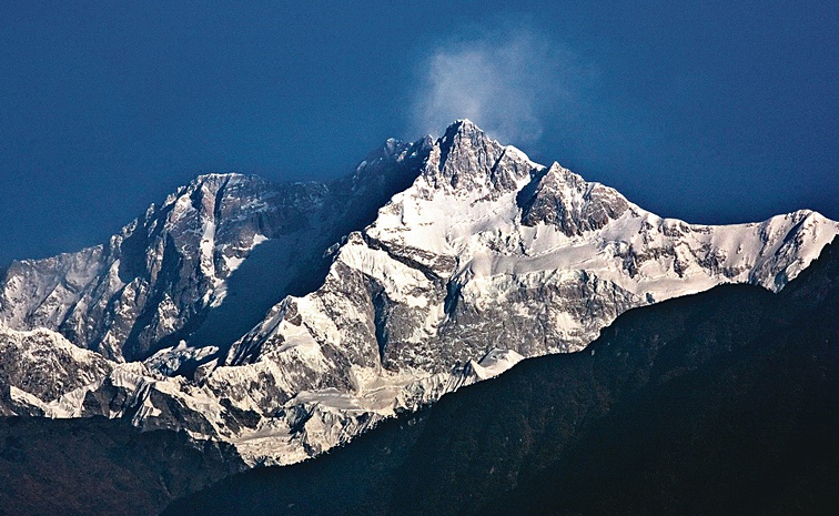 Kanchenjunga_20copy.jpg
