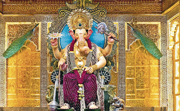 Mumbai_ganapathi.jpg