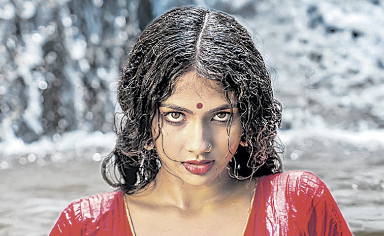 SAAREE-LYRICAL-VIDEO-SONG-P.jpg