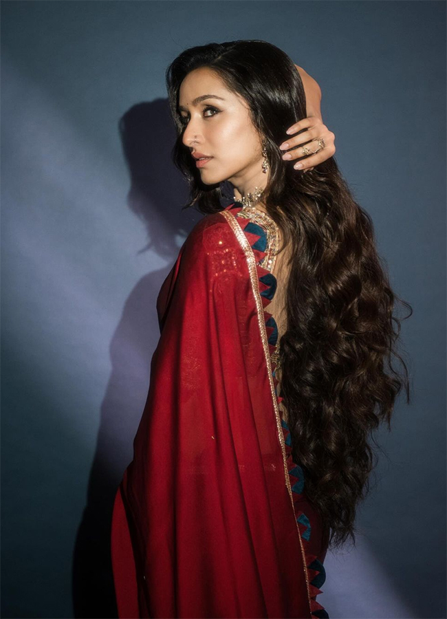 Actress_20Shraddha_20Kapoor_20Hot_20Photos_6.jpg 6