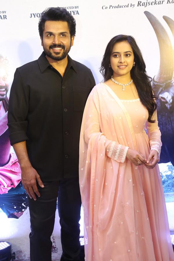 Hero_20Karthi_20Satyam_20Sundaram_20Pre_20Release_20Event_11_0.jpg 10
