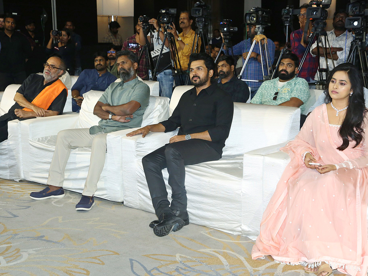 Hero_20Karthi_20Satyam_20Sundaram_20Pre_20Release_20Event_22.jpg 21