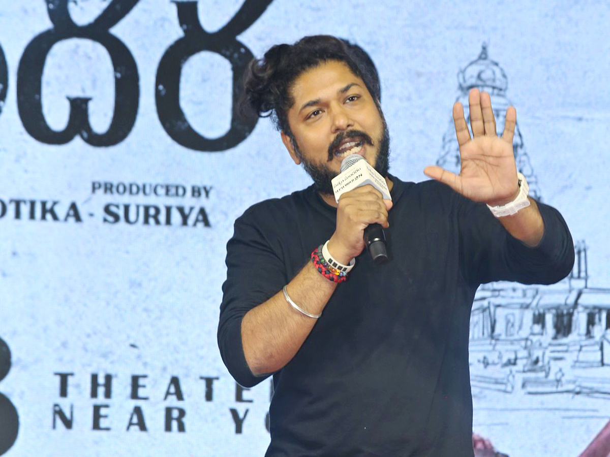 Hero_20Karthi_20Satyam_20Sundaram_20Pre_20Release_20Event_5_0.jpg 5