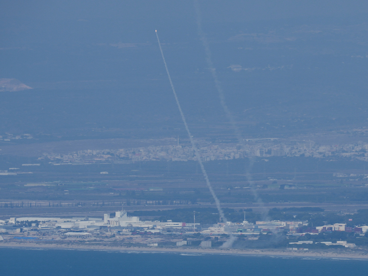Israeli_20airstrike_20in_20the_20southern_20village_20of_20Lebanon_32.jpg 28