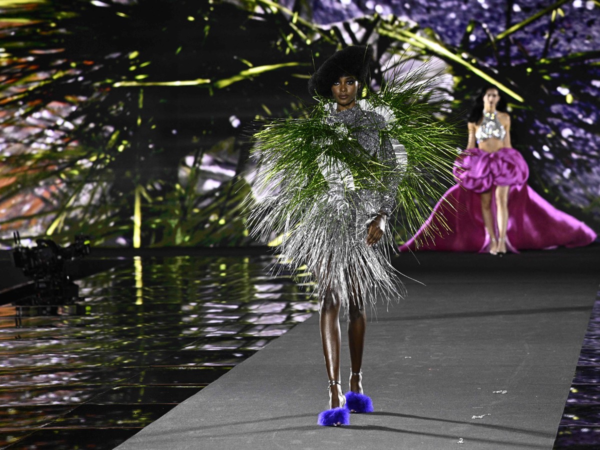 Paris-Fashion-Week-22.jpg 25