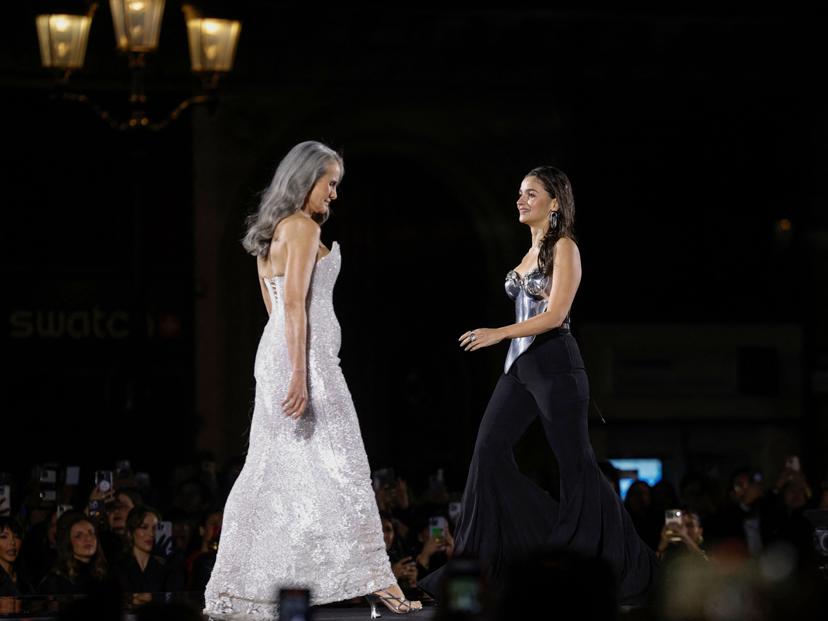 Paris-Fashion-Week-9.jpg 12