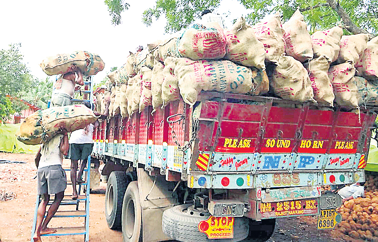 lorry.jpg