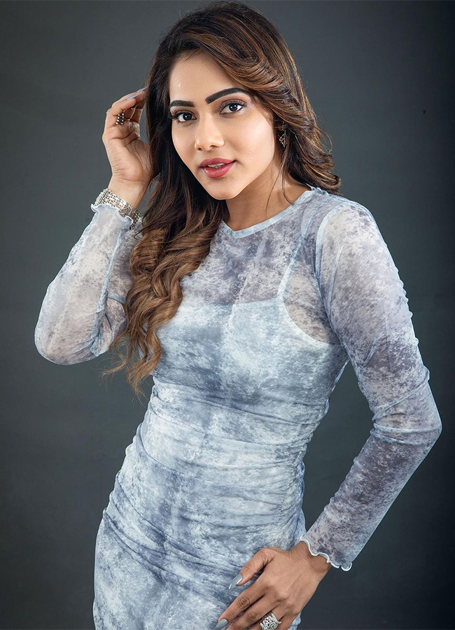 Actress_20Mitraaw_20Sharma_20On_20Trending_20Now_23.jpg 22