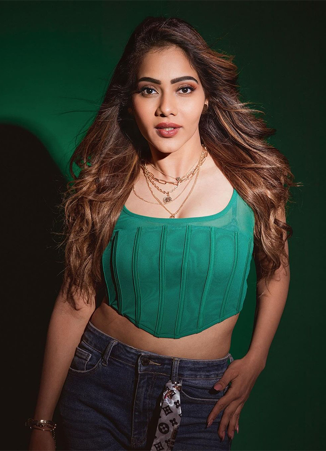 Actress_20Mitraaw_20Sharma_20On_20Trending_20Now_9.jpg 9