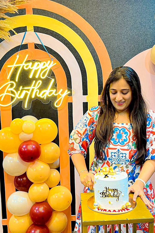 Actress_20Viraajita_20birthday_20celebrations_20Photos_20_283_29.jpg 3