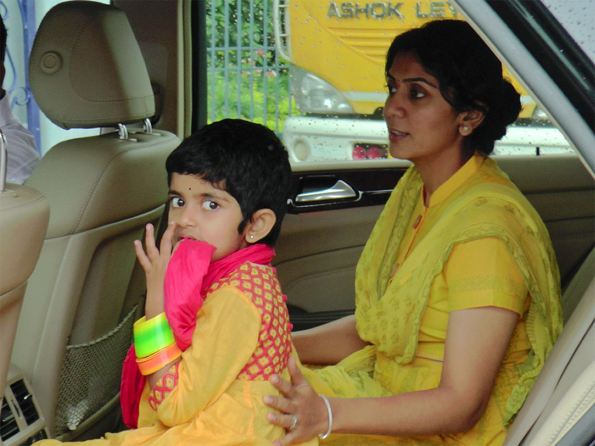 actor_20karthi_20family_20photos_7.jpg 7