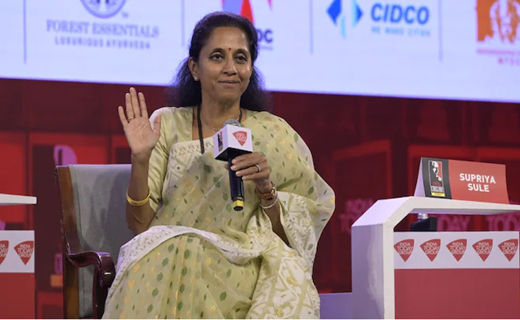 supriyasule.jpg