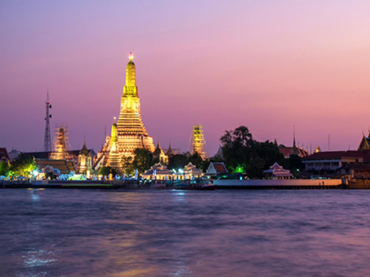 4.The-Land-of-Smiles_Thailand.jpg 5