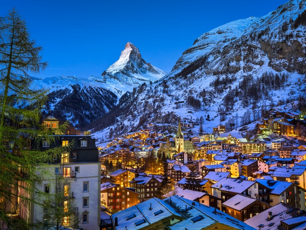 6.Spectacular-Alpine-Views_Switzerland.jpg 7