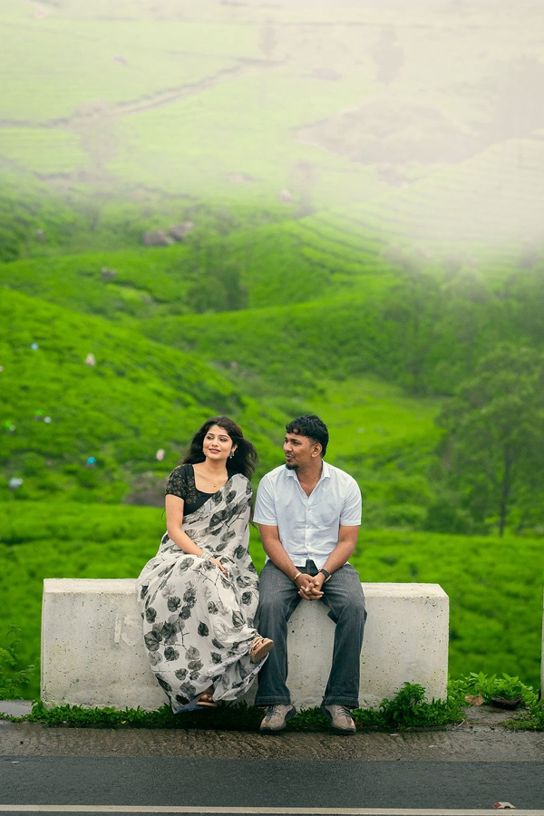 Nabeel-Afridi_Aadya-Reddy-2.jpg 3