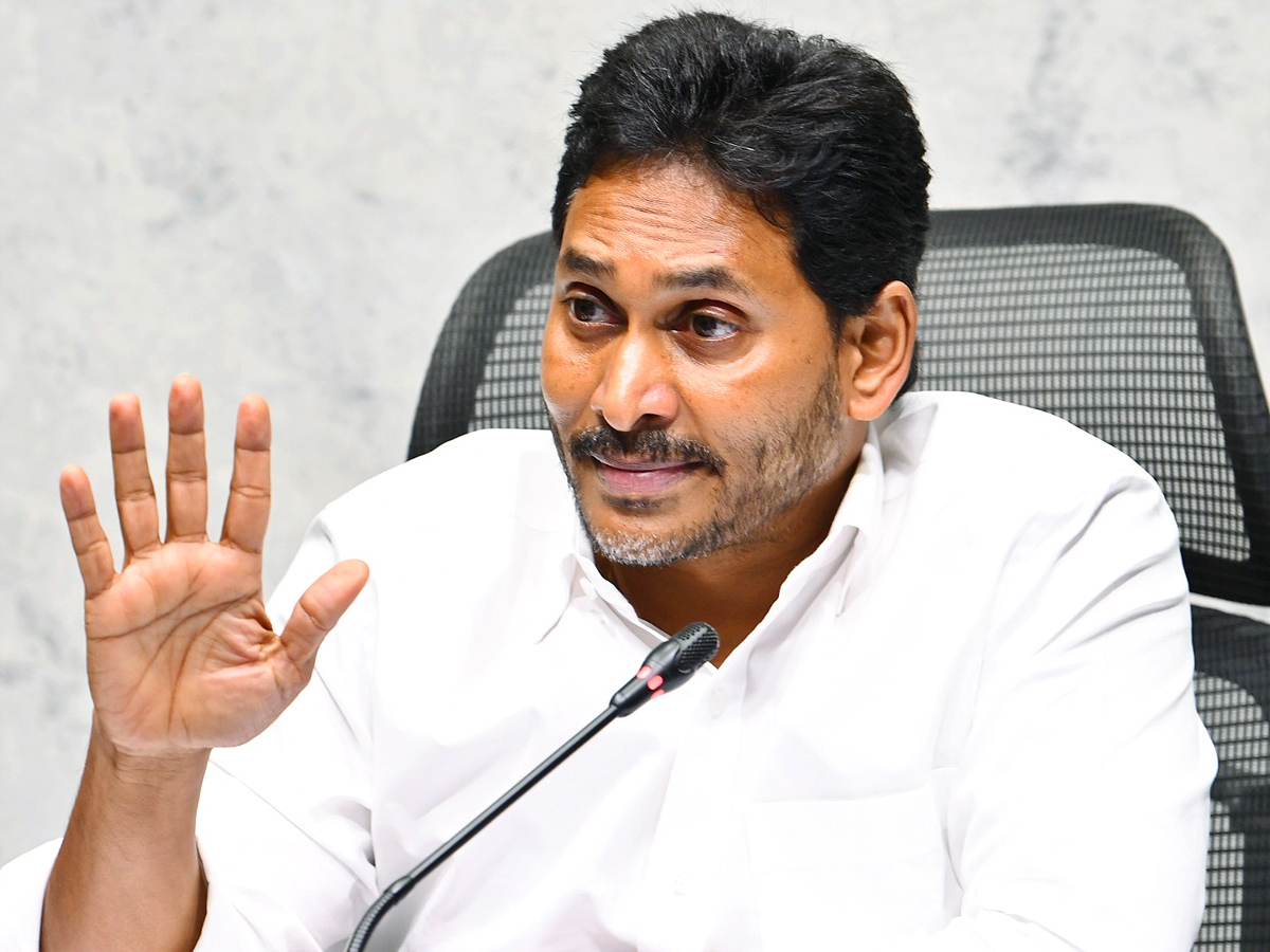 YS_20Jagan_20Press_20Meet_20on_20Tirumala_20Tour_20And_20Tirupati_20Prasadam_20Controversy_E2_80_AA_20Photos_20_2816_29.jpg 19