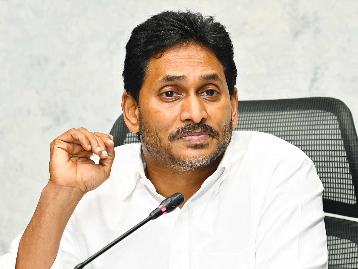 YS_20Jagan_20Press_20Meet_20on_20Tirumala_20Tour_20And_20Tirupati_20Prasadam_20Controversy_E2_80_AA_20Photos_20_282_29.jpg 5