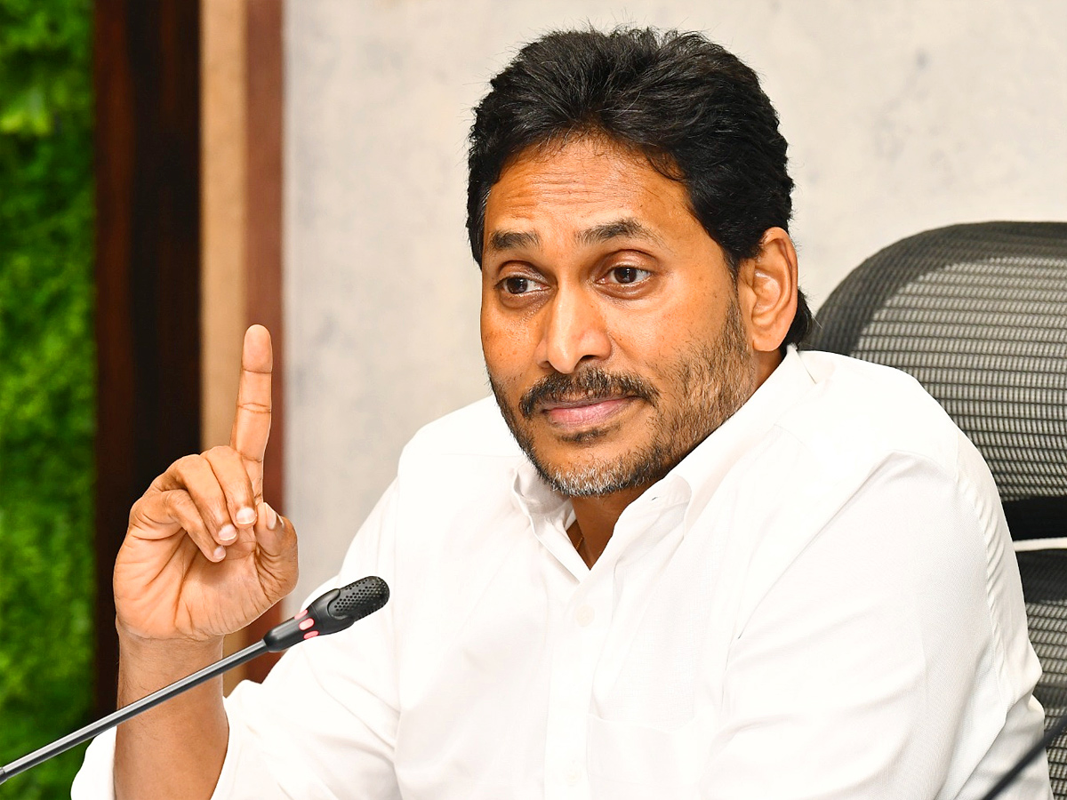 YS_20Jagan_20Press_20Meet_20on_20Tirumala_20Tour_20And_20Tirupati_20Prasadam_20Controversy_E2_80_AA_20Photos_20_285_29.jpg 8