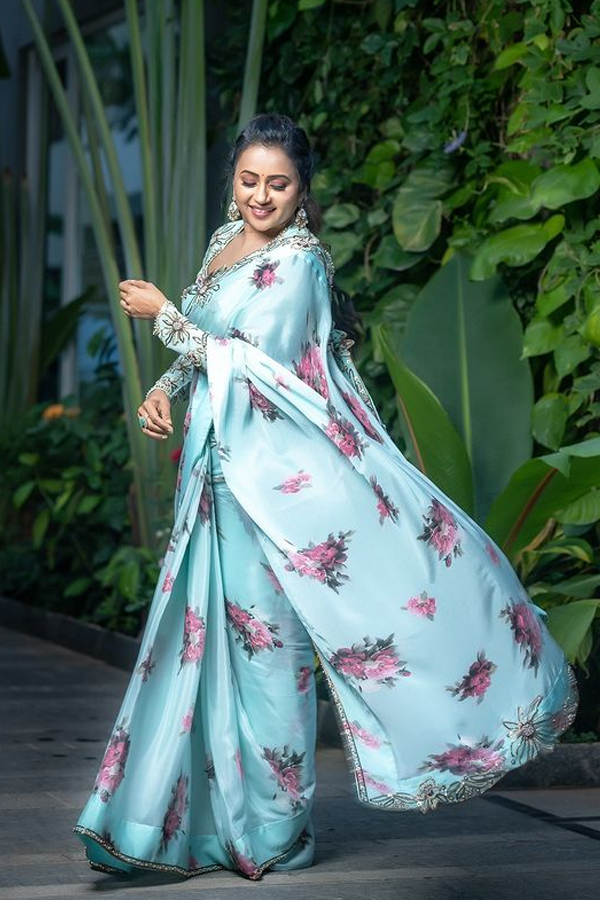 Suma-Kanakala-10.jpg 11