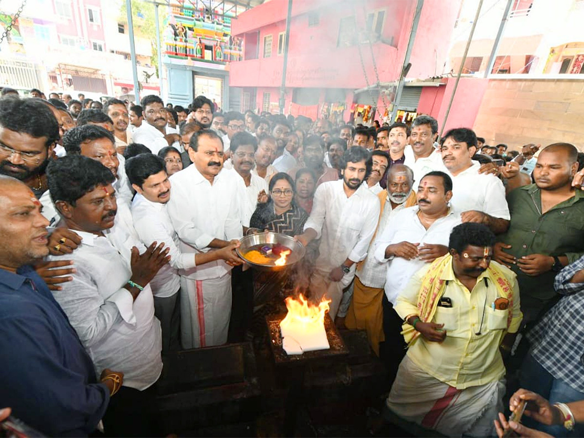YSRCP_20Leaders_20Statewide_20Temple_20Pooja_20Photos_5.jpg 5