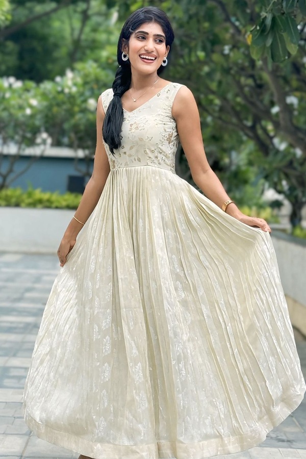 Bindhu-Nuthakki-12_1.jpg 13