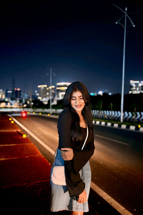 Bindhu-Nuthakki-13_1.jpg 14