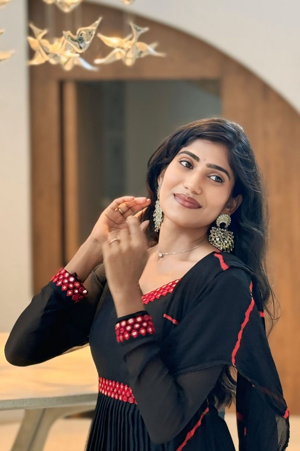 Bindhu-Nuthakki-9_1.jpg 10