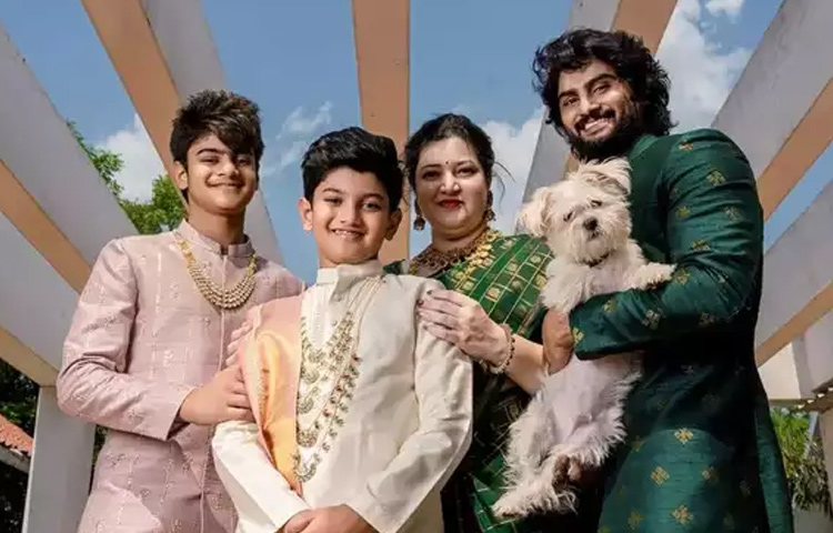 Hero_20Sudheer_20Babu_20Rare_20and_20Unseen_20Marriage_20Photos_20_288_29.jpg 8