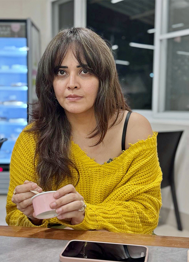 Actress_20Anasuya_20Bharadwaj_20Hot_20Photos_10.jpg 9